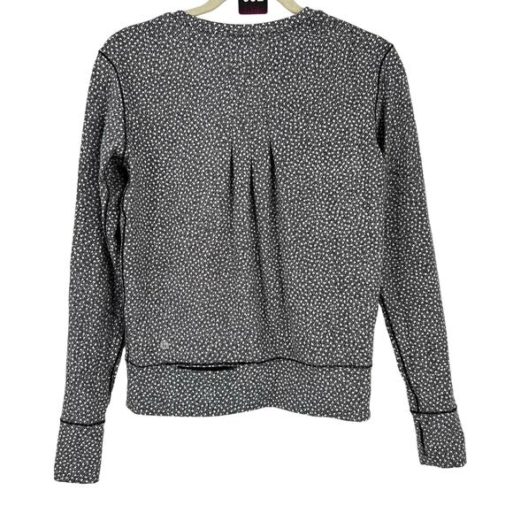 Lululemon Rush Hour Pullover Top Long Sleeve Frozen Fizz Size 4 Black White - Picture 2 of 6